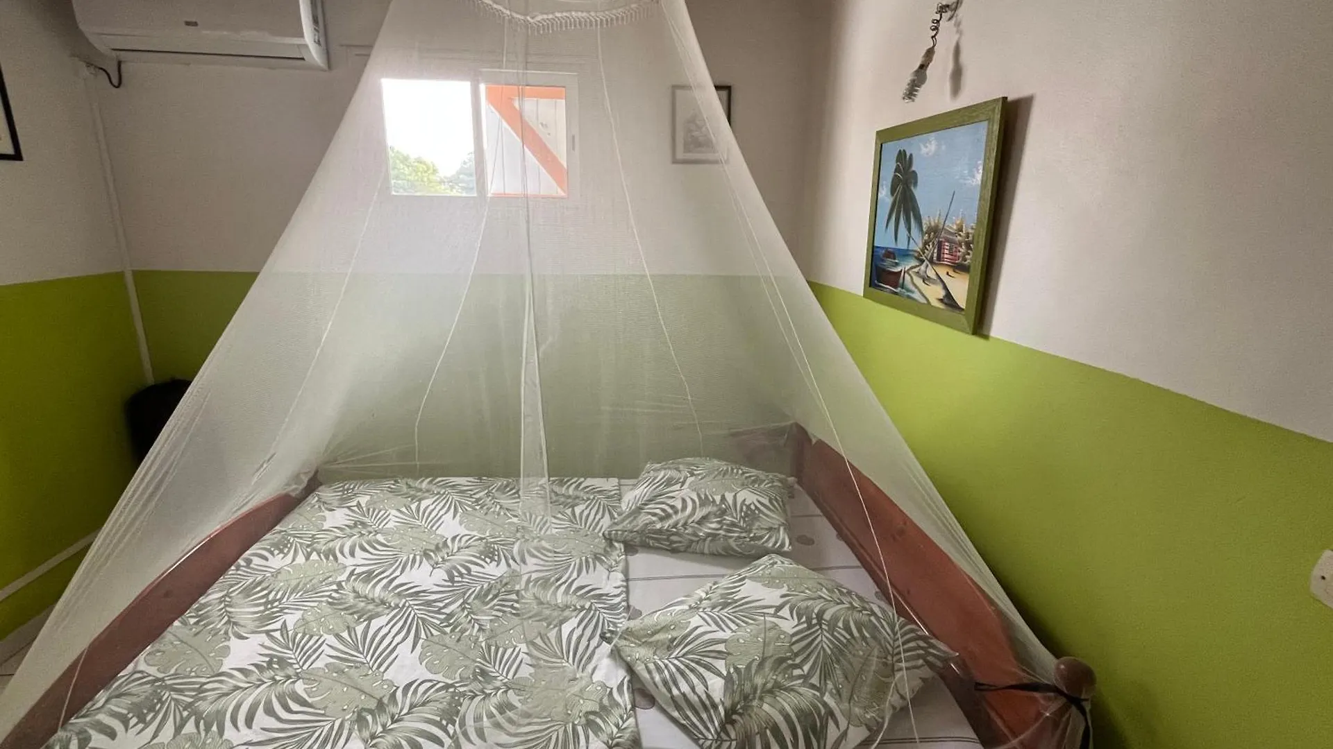 Séjour chez l'habitant Appartement Chez sidoine à Le Moule